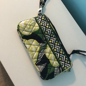 Medium sized Vera Bradley Wristlet